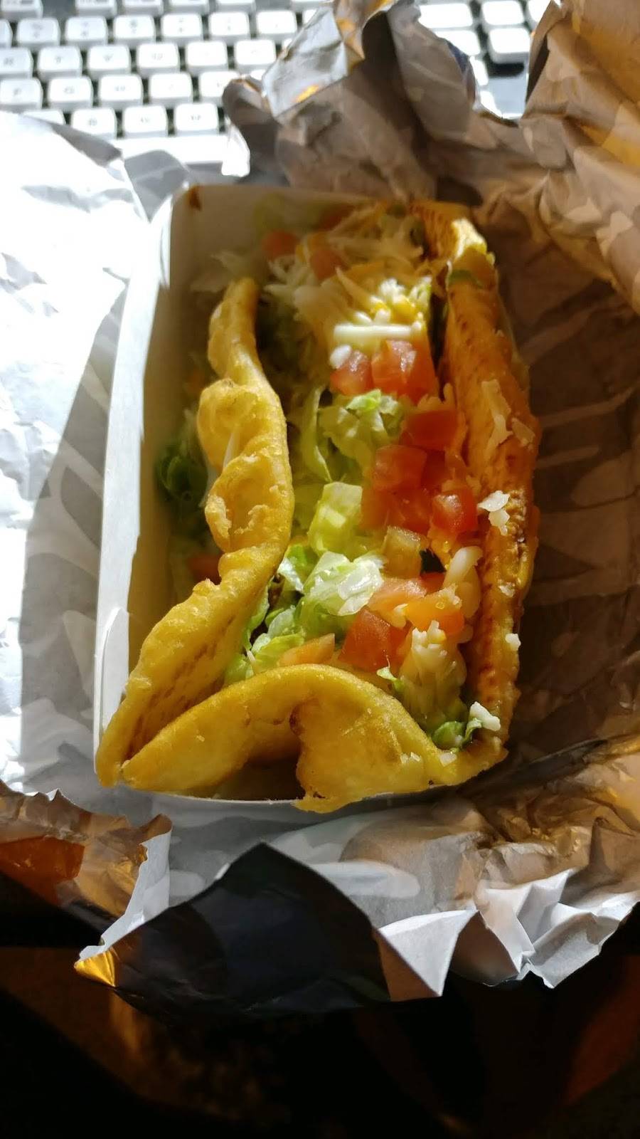 Taco Bell | meal takeaway | 5404 N Bend Rd, Cincinnati, OH 45247, USA | 5133891172 OR +1 513-389-1172