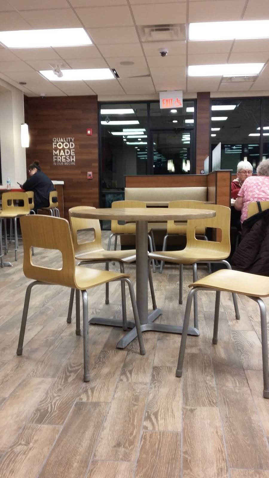 Wendys | restaurant | 28 Pearson Blvd, Gardner, MA 01440, USA | 9786303490 OR +1 978-630-3490