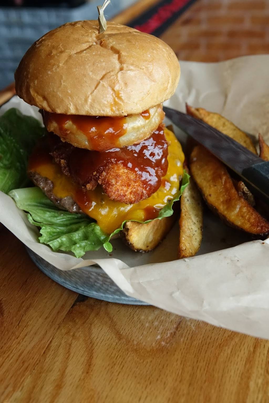 The Whiskey Biscuit | restaurant | 3299 S Broadway, Englewood, CO 80113, USA | 3033863334 OR +1 303-386-3334