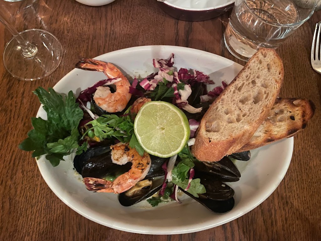 Coronet Restaurant | restaurant | 198 W Cushing St, Tucson, AZ 85701, USA | 5202229889 OR +1 520-222-9889