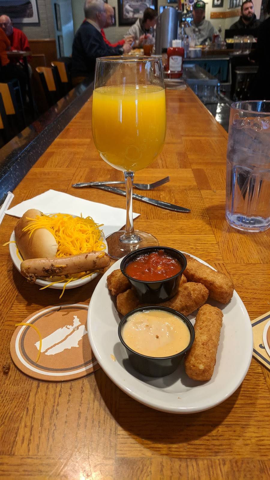 Price Hill Chili Family Restaurant | restaurant | 4920 Glenway Ave, Cincinnati, OH 45238, USA | 5134719507 OR +1 513-471-9507