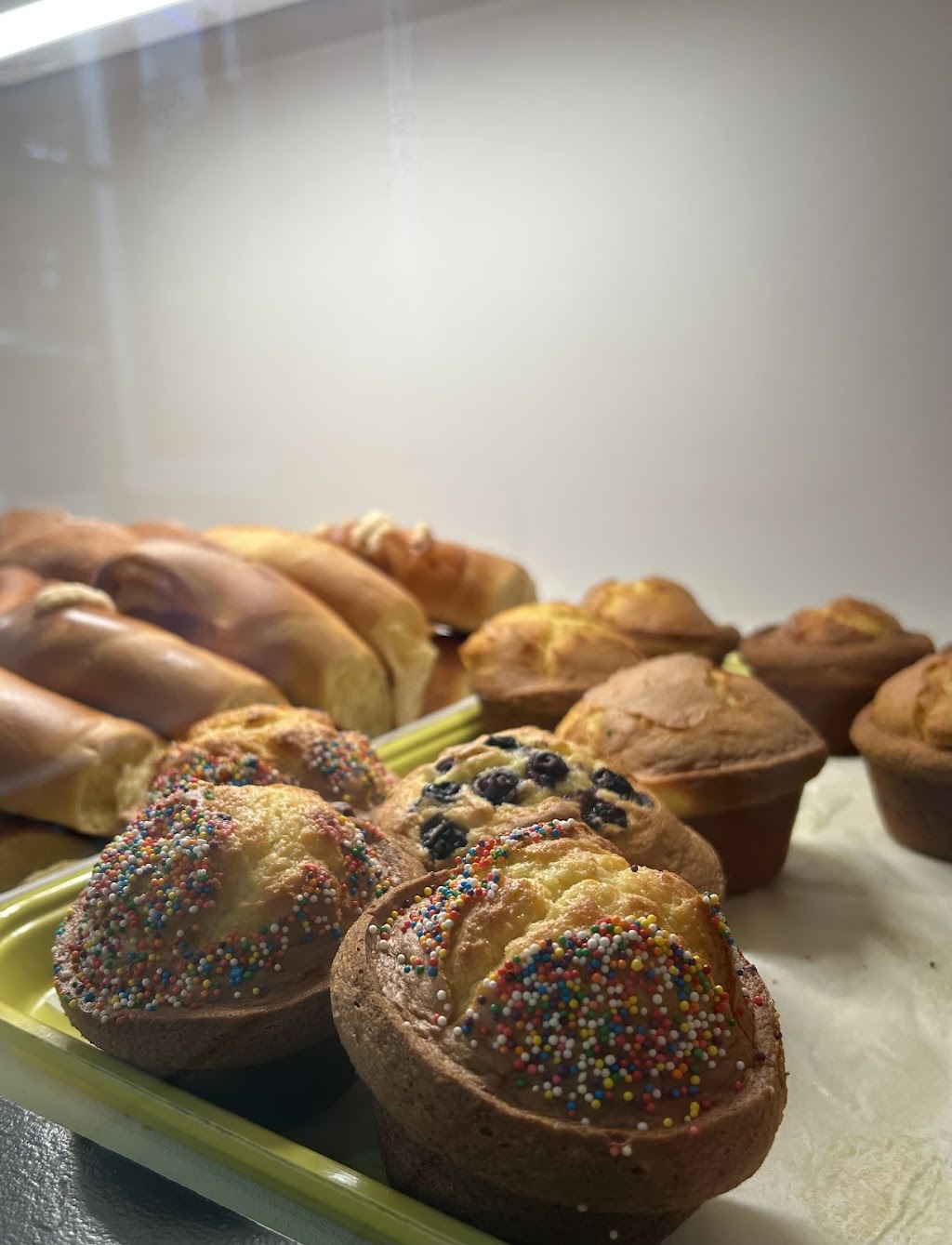 Xelaju’s Bakery and Restaurant | restaurant | 4610 14th St NW, Washington, DC 20011, USA | 2027959079 OR +1 202-795-9079