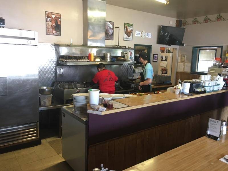 Mr Moms Cafe | restaurant | 931 Petaluma Blvd S, Petaluma, CA 94952, USA | 7077638538 OR +1 707-763-8538