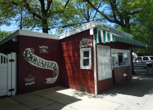 Bonanza Stand of Oyster Bay | meal takeaway | 25 Shore Ave, Oyster Bay, NY 11771, USA | 5169227796 OR +1 516-922-7796