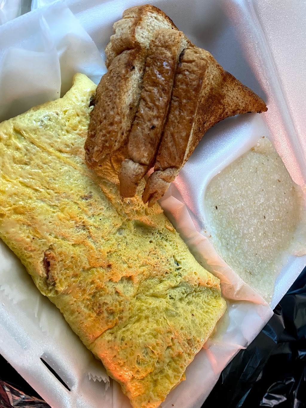 The Whistling Joint | restaurant | 1801 Delowe Dr SW, Atlanta, GA 30311, USA | 6789730164 OR +1 678-973-0164