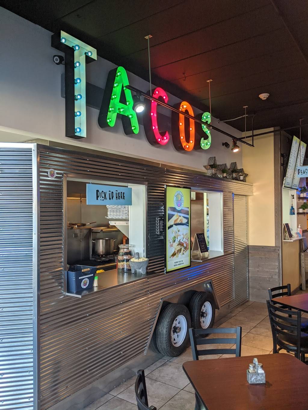 Blue Star Taqueria and Margarita Bar | restaurant | 8350 S Roberts Rd, Justice, IL 60458, USA | 7089075890 OR +1 708-907-5890