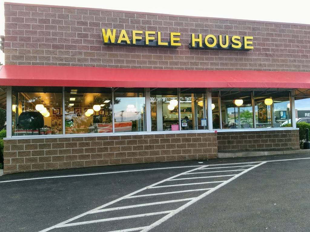 Waffle House | meal takeaway | 4180 Austin Bluffs Pkwy, Colorado Springs, CO 80918, USA | 7195321708 OR +1 719-532-1708