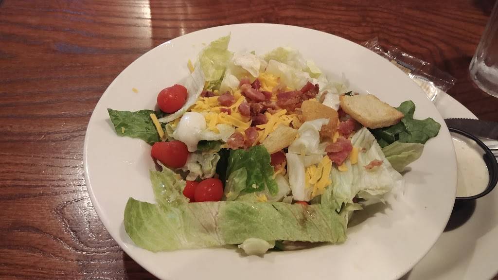 Cracker Barrel Old Country Store | restaurant | 1175 Palm Bay Rd NE, Melbourne, FL 32905, USA | 3219527555 OR +1 321-952-7555