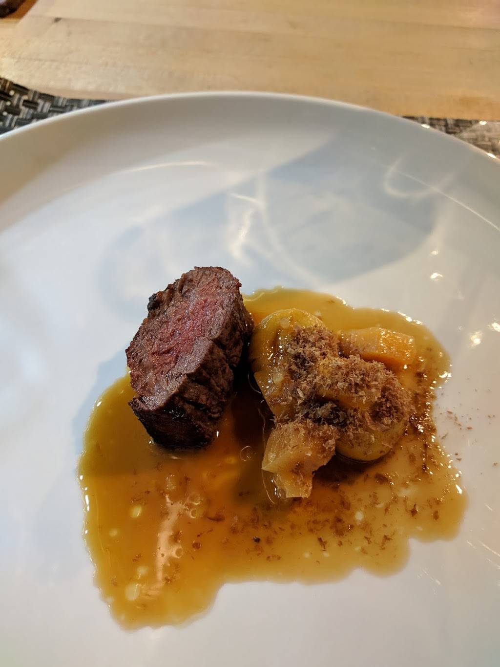 Stages at One Washington | restaurant | 1 Washington St Suite 325, Dover, NH 03820, USA | 6038424077 OR +1 603-842-4077