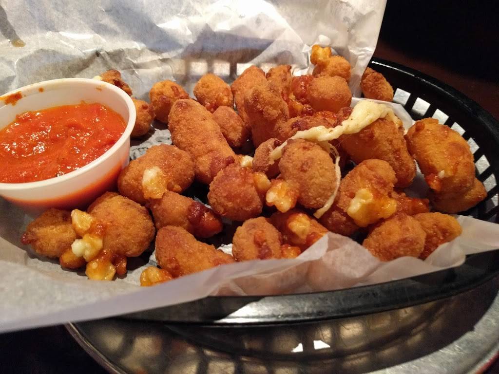 Famularis Pizzeria Cane Bay | restaurant | 1724 State Rd, Summerville, SC 29483, USA | 8438997999 OR +1 843-899-7999