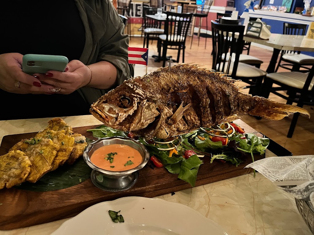 Elie’s Chinchorro | restaurant | 906 N 16th St, Omaha, NE 68102, USA | 4022151375 OR +1 402-215-1375