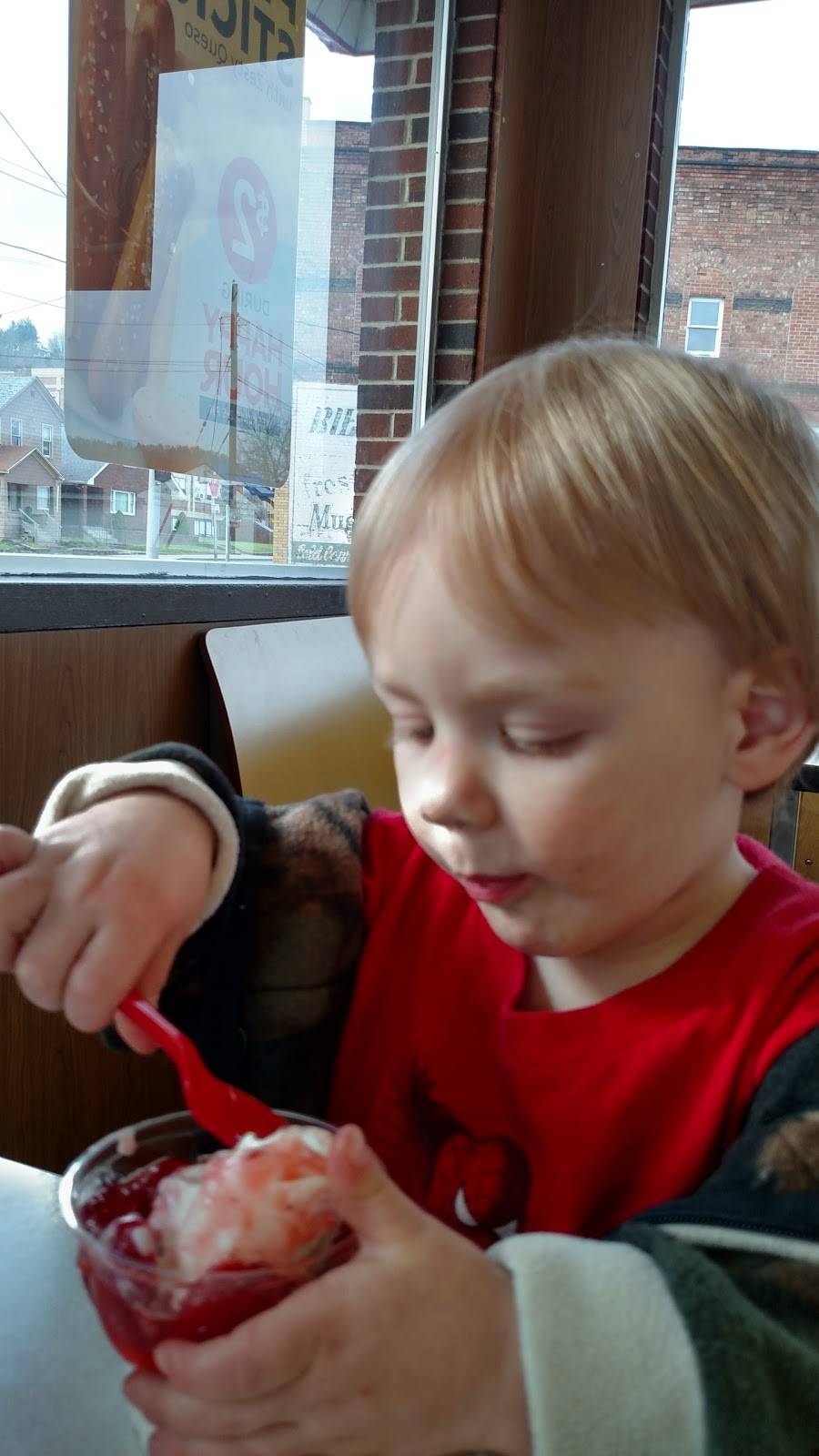 Dairy Queen | restaurant | 3898 Noble St, Bellaire, OH 43906, USA | 7406762508 OR +1 740-676-2508