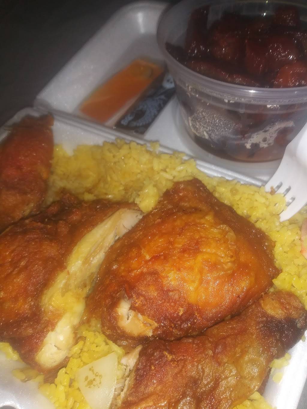 Chung Wah | restaurant | 460 Broadway, Chelsea, MA 02150, USA | 6178848286 OR +1 617-884-8286