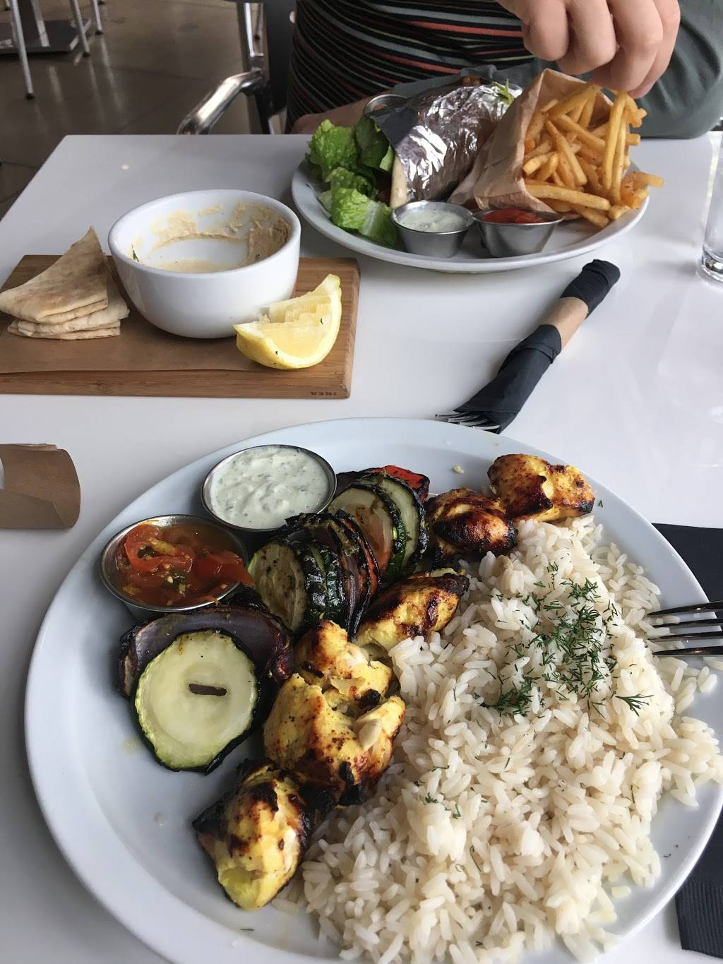 Grilliant | restaurant | 3850 Main St C, Culver City, CA 90232, USA | 4243615100 OR +1 424-361-5100