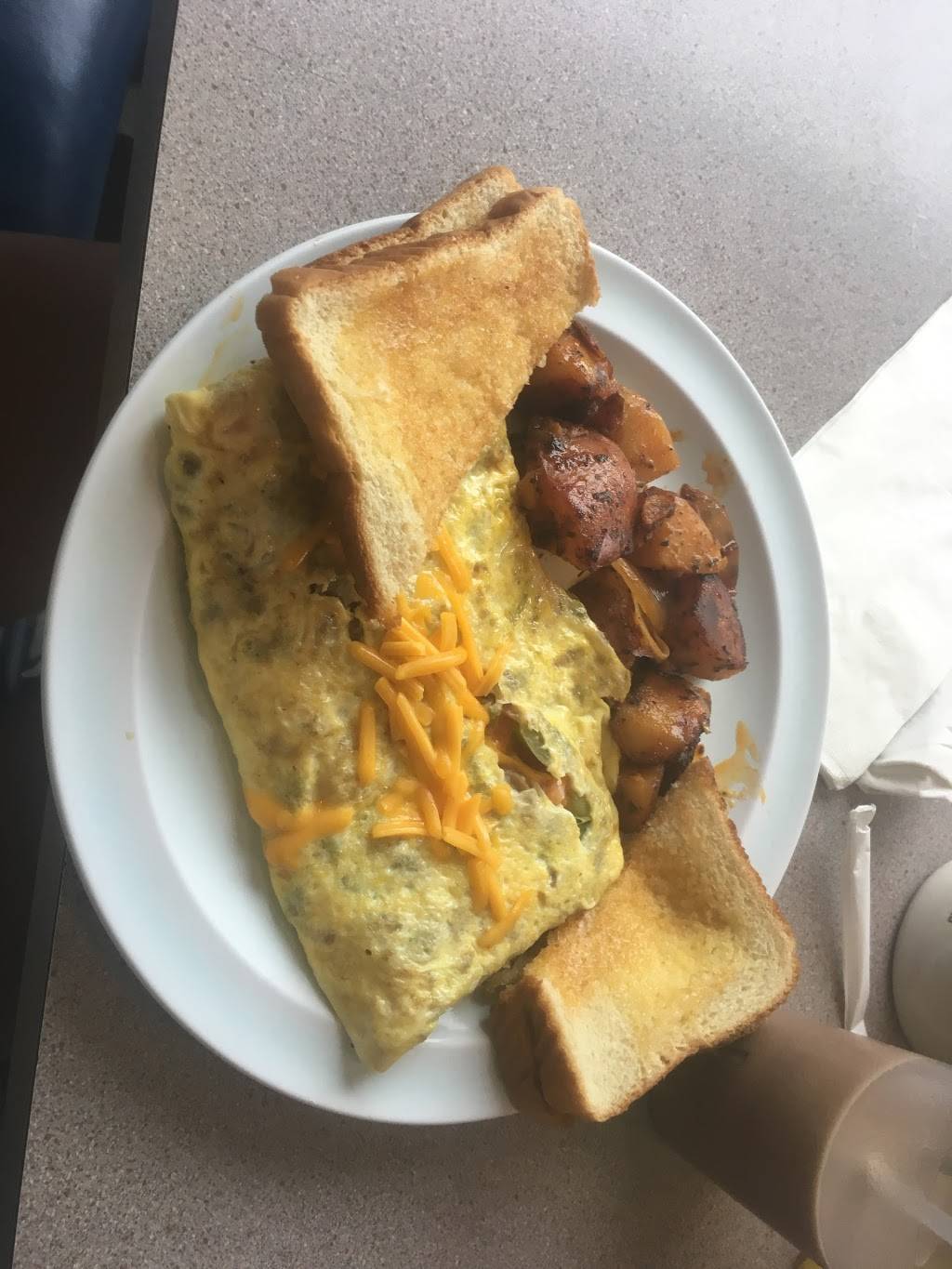 Tonys Diner | restaurant | 3200 Tidewater Dr, Norfolk, VA 23509, USA | 7576255100 OR +1 757-625-5100