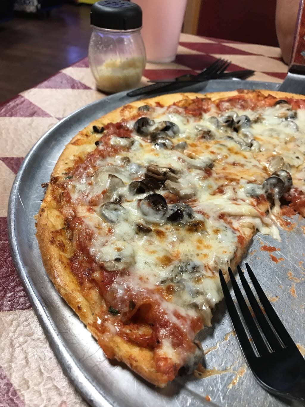 Cataldos Pizzeria | meal takeaway | 2500 New Stine Rd, Bakersfield, CA 93313, USA | 6613975000 OR +1 661-397-5000