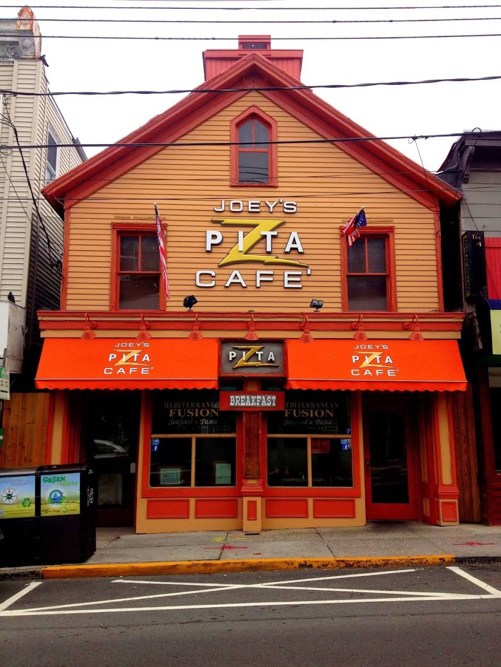 Joey’s Z Pita | restaurant | 217 Main St, Port Jefferson, NY 11777, USA | 6314767510 OR +1 631-476-7510