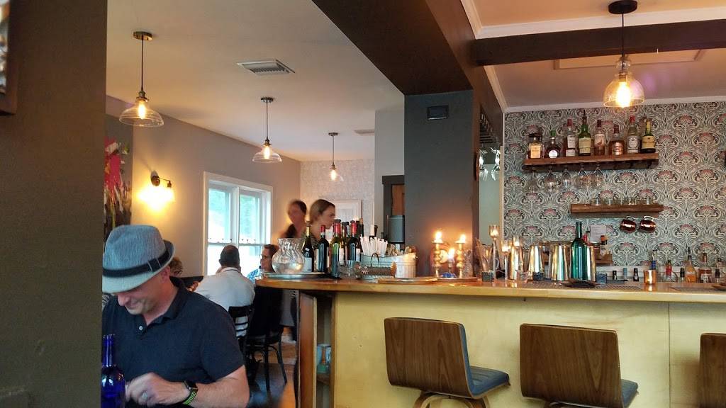 Frannys Bistro | restaurant | 55 Chestnut St, Camden, ME 04843, USA | 2072308199 OR +1 207-230-8199