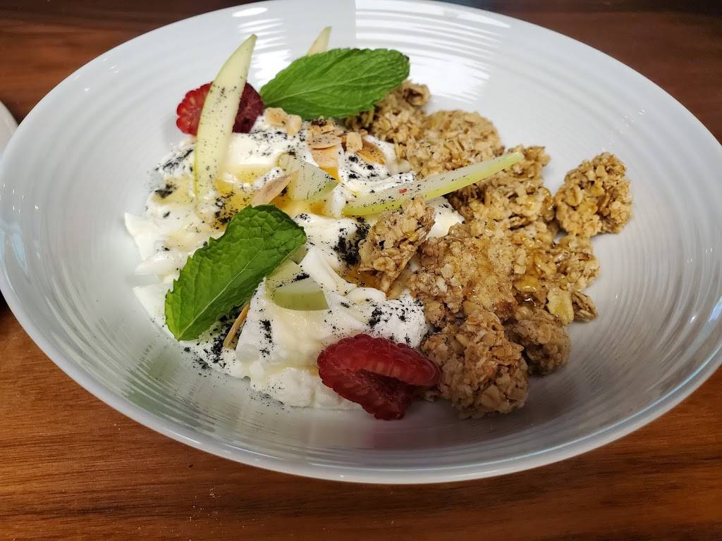 Le Piment Miami | restaurant | 864 Commerce St, Miami Beach, FL 33139, USA | 3053978448 OR +1 305-397-8448