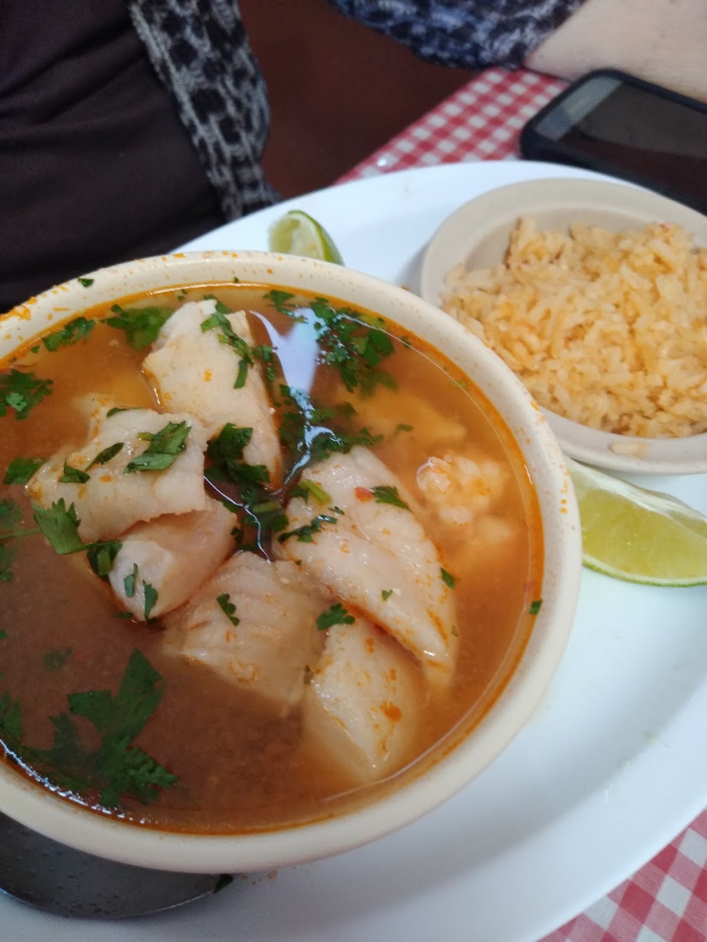 El Buen Pescador | restaurant | 225 W Queen Isabella Blvd, Port Isabel, TX 78578, USA | 9564335971 OR +1 956-433-5971