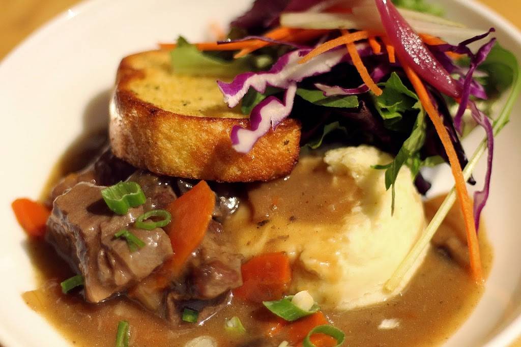 The Mission Eatery | restaurant | 5915 Airport Rd #100, Mississauga, ON L4V 1T1, Canada | 9056730340 OR +1 905-673-0340