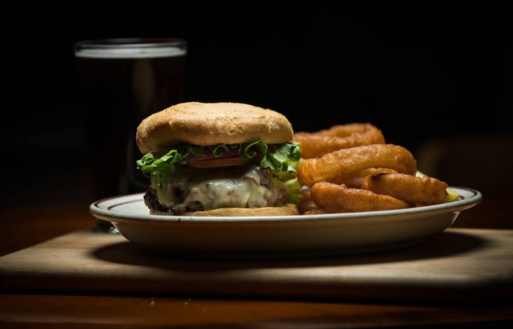 Chuck’s Steak House | restaurant | 9695 N Kings Hwy, Myrtle Beach, SC 29572, USA | 8434497611 OR +1 843-449-7611