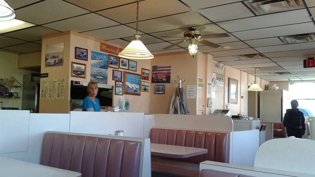 Golden Grill Restaurant | restaurant | 25385 Five Mile Road, Redford Charter Twp, MI 48239, USA | 3135385987 OR +1 313-538-5987