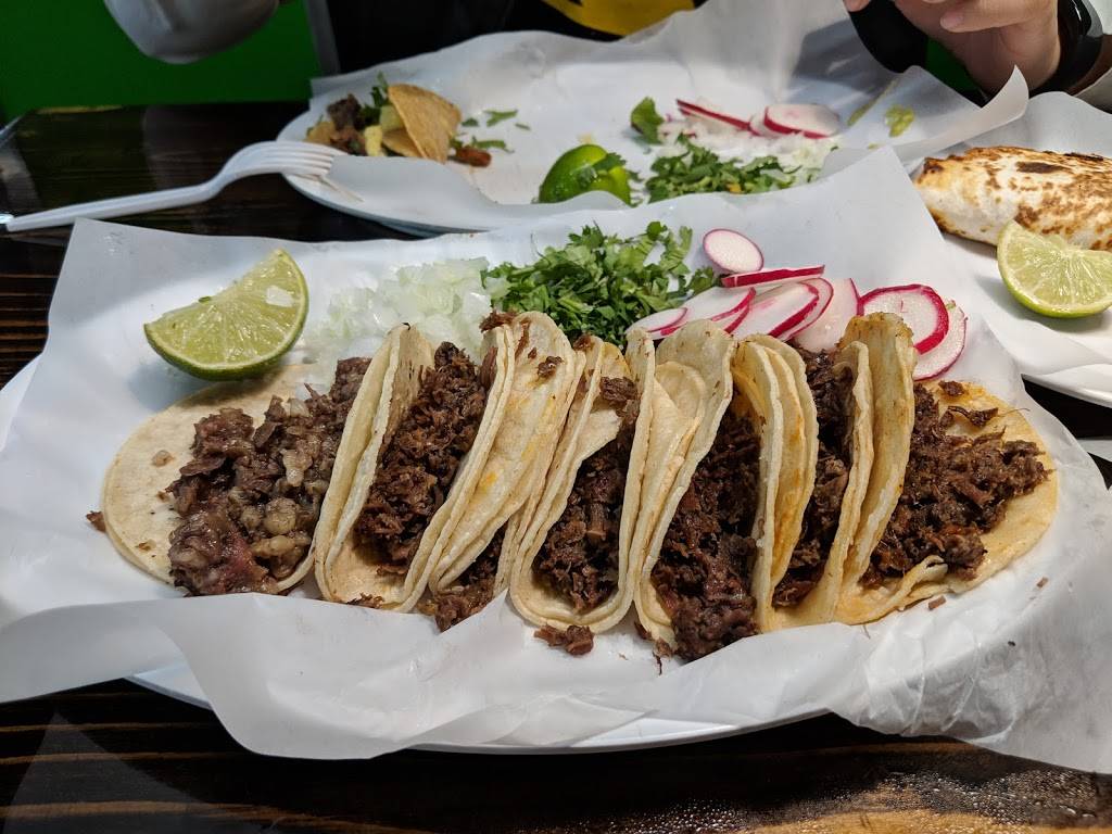 La Salsa Verde | restaurant | 2950 W Northwest Hwy, Dallas, TX 75220, USA | 9726299666 OR +1 972-629-9666