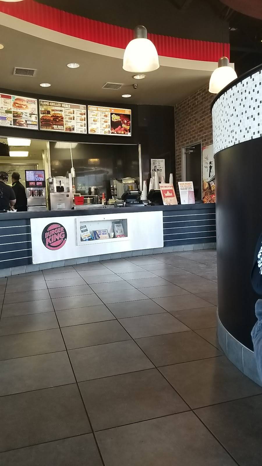 Burger King | restaurant | 1401 TX-332 Space A, Clute, TX 77531, USA | 9792668676 OR +1 979-266-8676