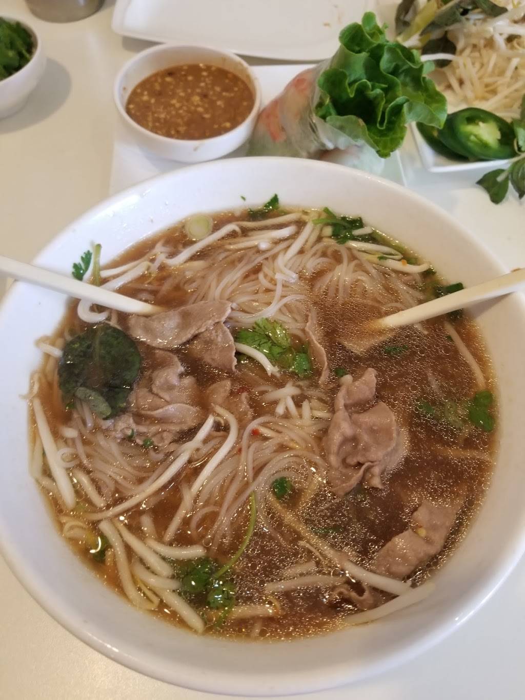 Lys Vietnamese Cuisine | restaurant | 1779 Lombard St, San Francisco, CA 94123, USA | 4155631927 OR +1 415-563-1927