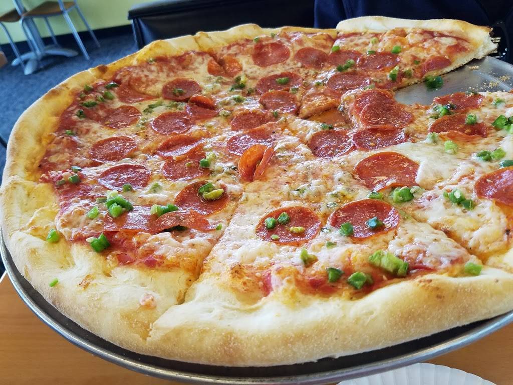 Blockys Eatery | restaurant | 285 E 29th St, Loveland, CO 80538, USA | 9702928353 OR +1 970-292-8353