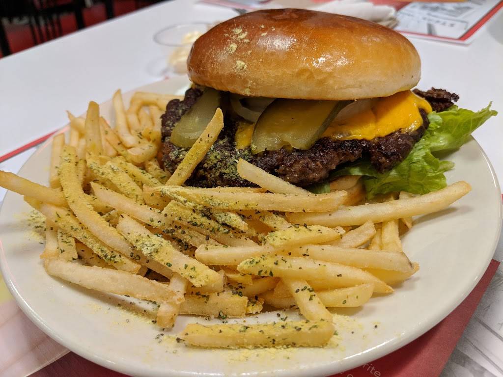 Steak n Shake | restaurant | 10625 E US Hwy 36, Avon, IN 46123, USA | 3172710402 OR +1 317-271-0402