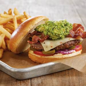 BJs Restaurant & Brewhouse | restaurant | 1275 Hooper Ave, Toms River, NJ 08753, USA | 7325062780 OR +1 732-506-2780