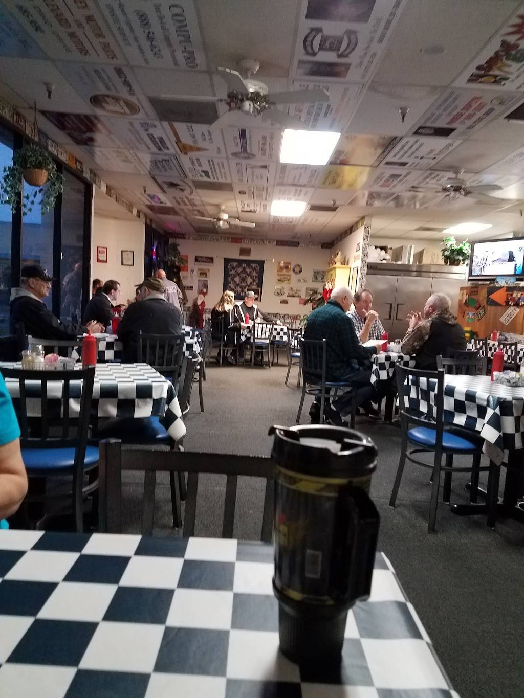 Mel Dogs Cafe | restaurant | 9766 Waterman Rd Ste B, Elk Grove, CA 95624, USA | 9166864615 OR +1 916-686-4615