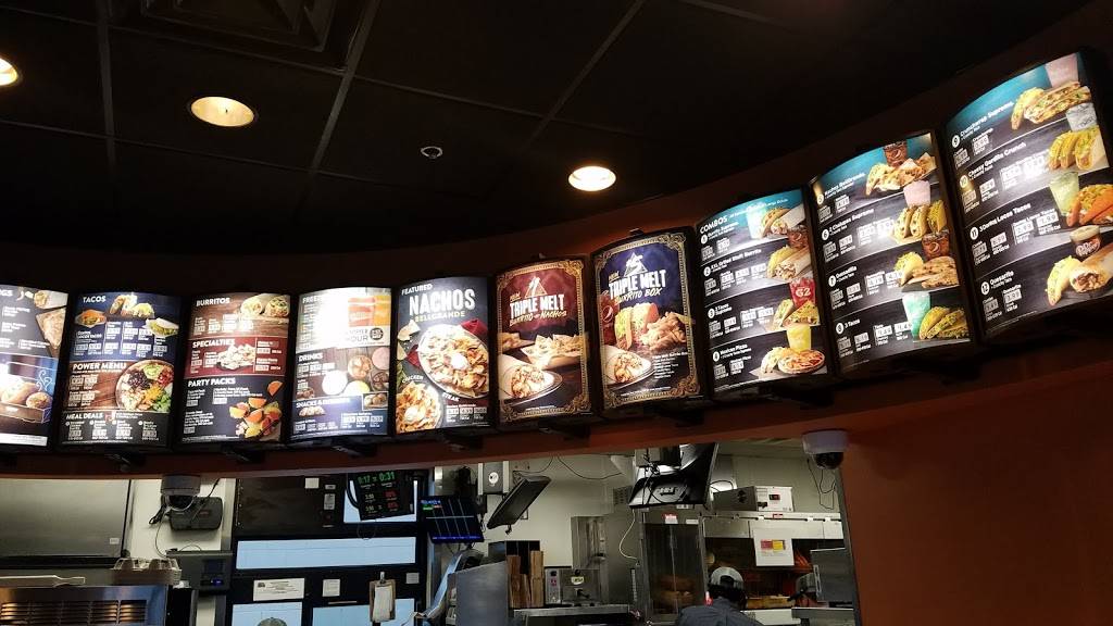 Taco Bell | meal takeaway | 1624 Santa Monica Blvd, Santa Monica, CA 90404, USA | 3104533308 OR +1 310-453-3308