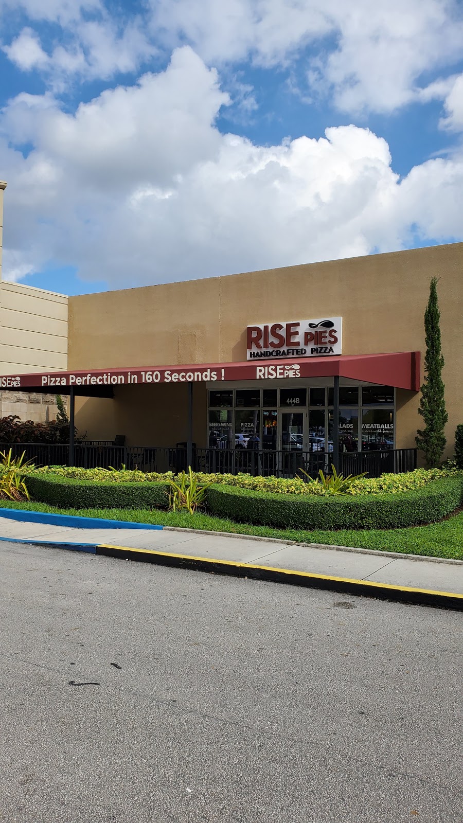 Rise Pies | restaurant | 1455 NW 107th Ave, Miami, FL 33172, USA | 7867731203 OR +1 786-773-1203