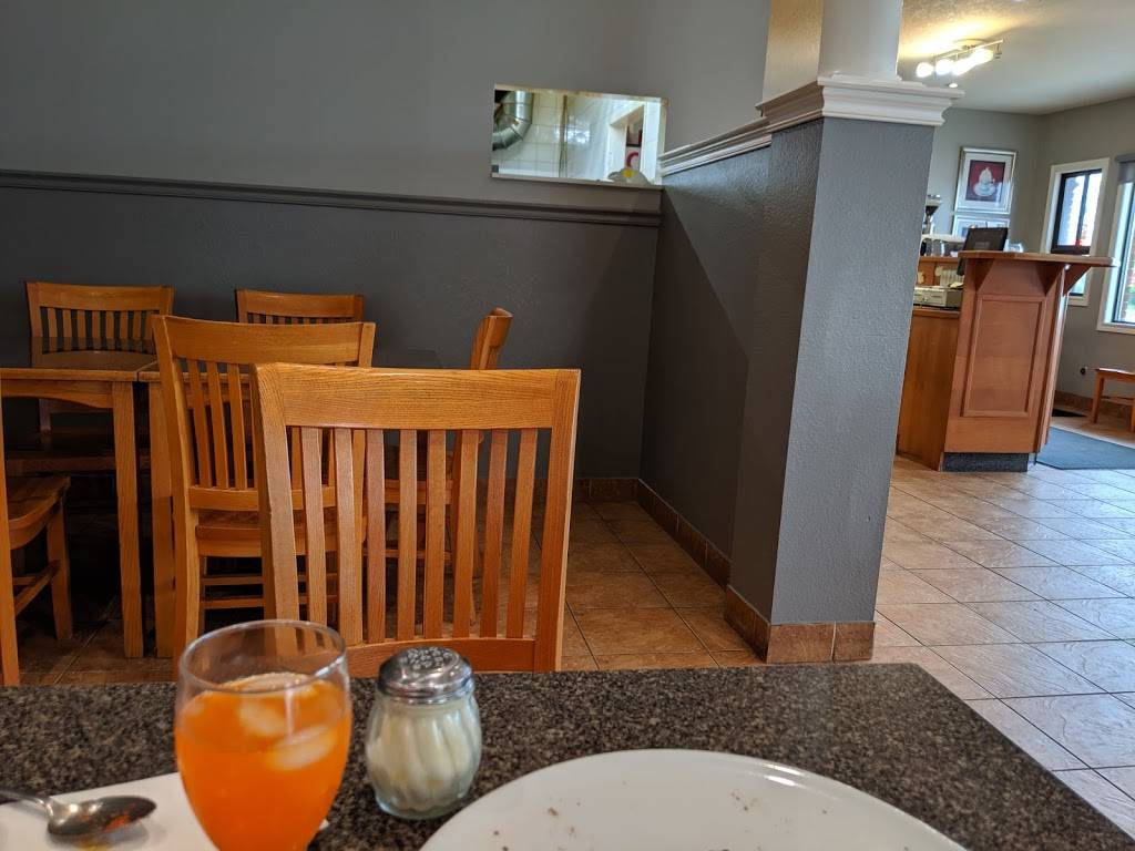 Capri Pizza | restaurant | 100 Dundas St S, Cambridge, ON N1R 8A8, Canada | 5196237510 OR +1 519-623-7510