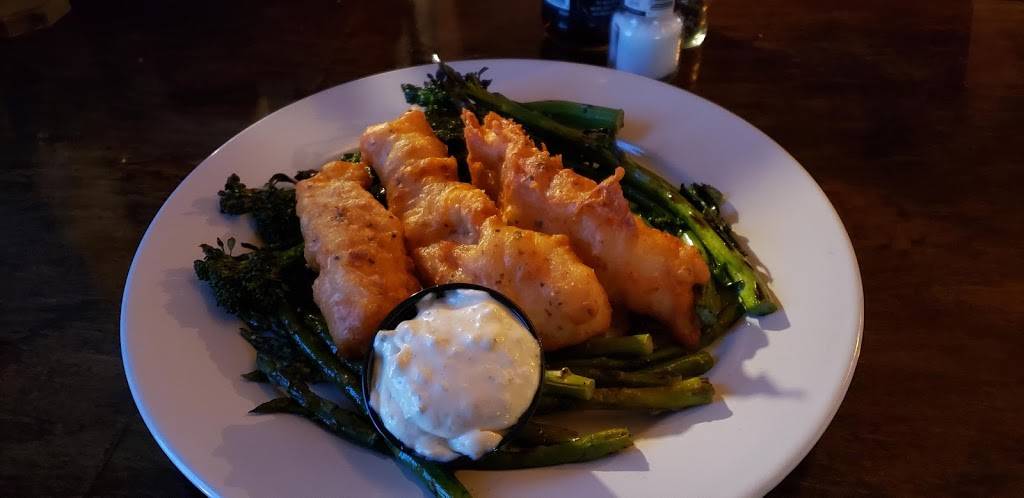 Finn’s Irish Restaurant & Tavern | restaurant | 9000 Kingston Pike, Knoxville, TN 37923, USA | 8653570894 OR +1 865-357-0894