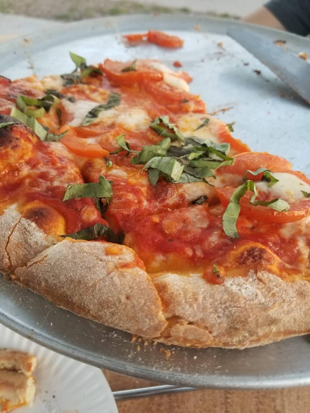 Los Olivos | restaurant | 937 W Congress St, Tucson, AZ 85745, USA | 5206240155 OR +1 520-624-0155