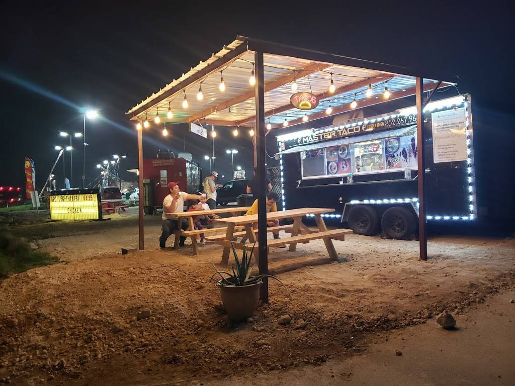 Master Taco | restaurant | 14701 Westpark Dr, Houston, TX 77082, USA | 3464007337 OR +1 346-400-7337