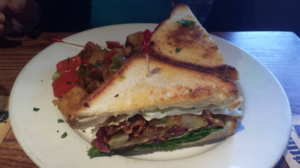 Dogwood Tavern | restaurant | 132 W Broad St, Falls Church, VA 22046, USA | 7032378333 OR +1 703-237-8333