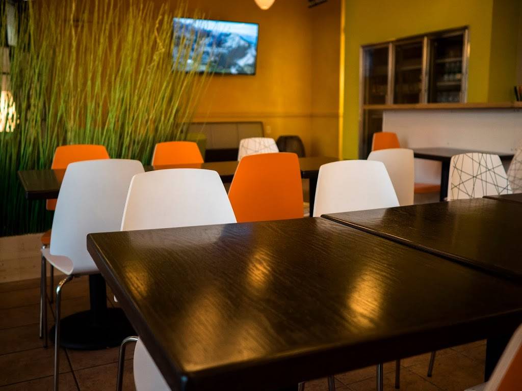 Thais Corner Restaurant | restaurant | 8607 Westwood Center Dr, Vienna, VA 22182, USA | 7039964547 OR +1 703-996-4547