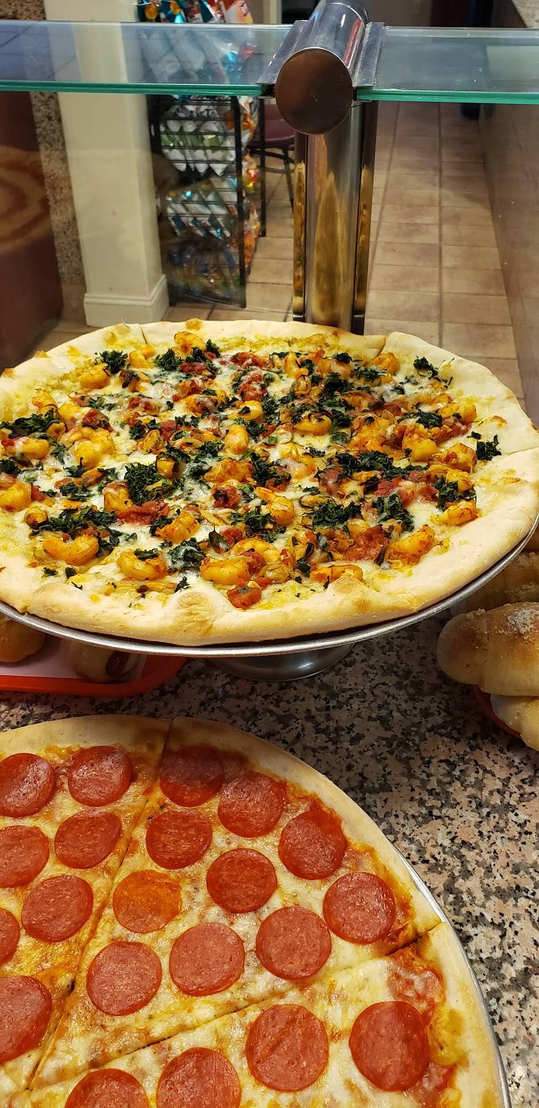 Original Bravo Pizza Paoil | restaurant | 24 Paoli Shopping Center, Paoli, PA 19301, USA | 6106475122 OR +1 610-647-5122