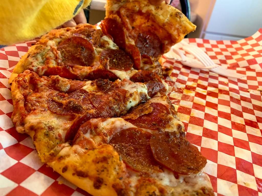 Traino Pizza Cafe | restaurant | 8510 Airport Rd suite A, Redding, CA 96002, USA | 5308069060 OR +1 530-806-9060