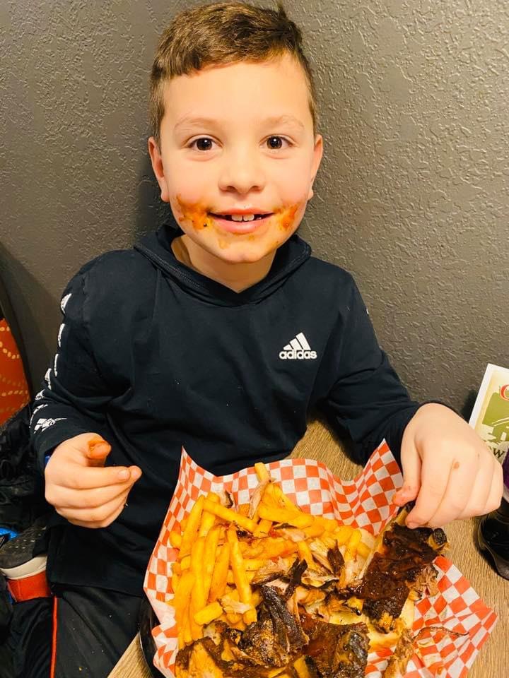 Pats Rib Place, Milwaukee | restaurant | 400 N Water St, Milwaukee, WI 53202, USA | 2625444099 OR +1 262-544-4099