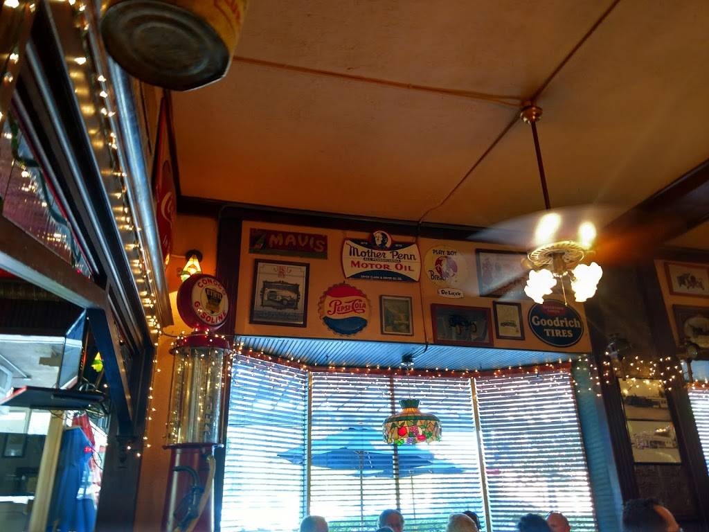 The Service Station Restaurant | restaurant | 502 S Webster Ave, Norman, OK 73069, USA | 4053642139 OR +1 405-364-2139