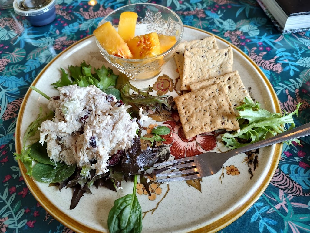 Homecoming & Company | restaurant | 3637 Lake Guntersville Park Dr, Guntersville, AL 35976, USA | 2562021880 OR +1 256-202-1880