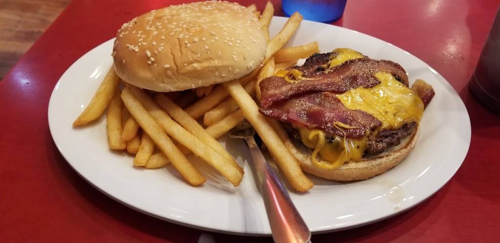 BurgerMeister | restaurant | 507 Westlake Center, Daly City, CA 94015, USA | 6507551941 OR +1 650-755-1941