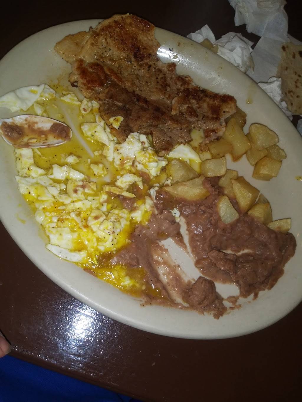 La Rosa De San Antonio | restaurant | 1103 Pleasanton Rd, San Antonio, TX 78214, USA | 2109221177 OR +1 210-922-1177