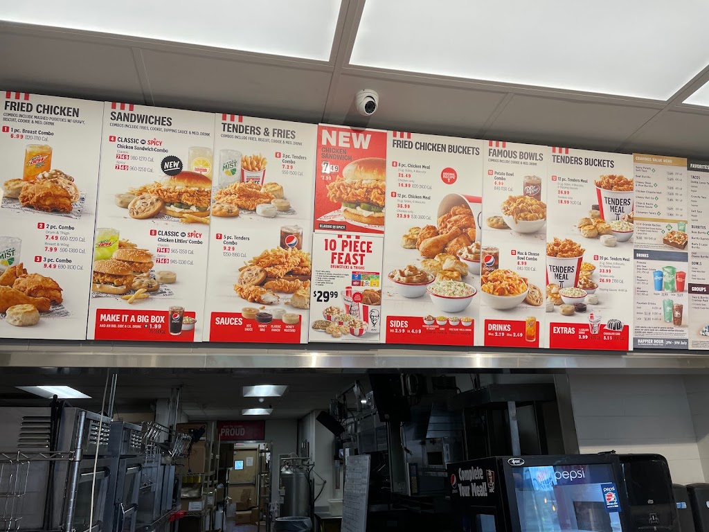 KFC | restaurant | 625 Snapdragon Way, Steamboat Springs, CO 80477, USA | 9708797618 OR +1 970-879-7618